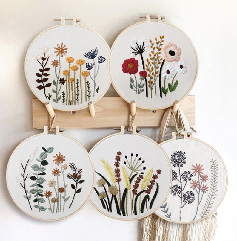 Embroidery Starter Kit W/ 3 Floral Patterns and Instructions Cross Stitch  Kit W/ Floral Pattern 1 Hoop and Color Threads Hoop Art 