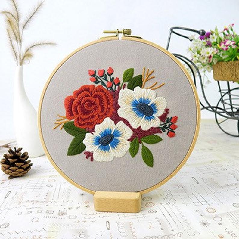 DiyerClub Crafts Embroidery Kit for Beginner - Floral Embroidery Kit with Patterns- Modern Hand Embroidery Designs - DIY Need