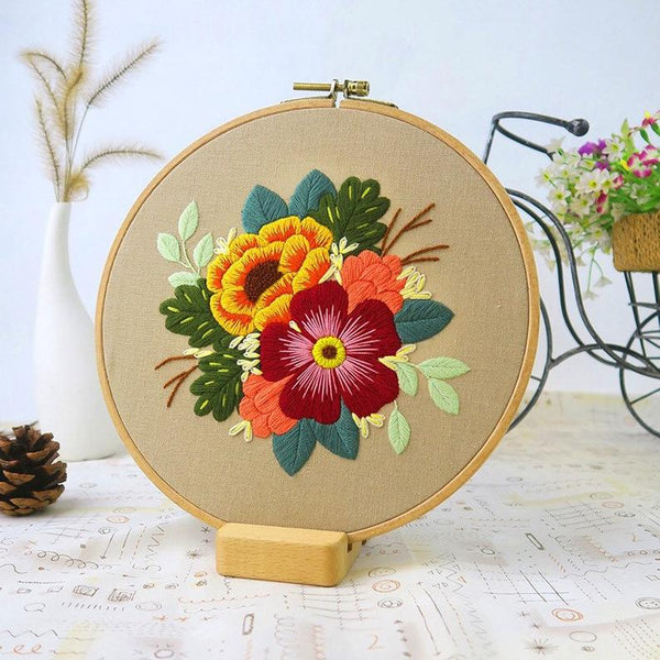 Embroidery Kit For Beginner| Modern Embroidery Kit with Pattern|Floral Embroidery Full Kit with Needlepoint Hoop| DIY Craft Kit Top Petunia