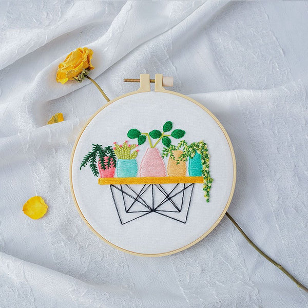 Plants Embroidery Kit for Beginner, Modern Embroidery Pattern, Hand Embroidery  Kit, Flowers Embroidery Pattern, DIY Embroidery Kit 
